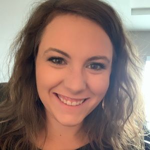 Meet your Posher, Jenny